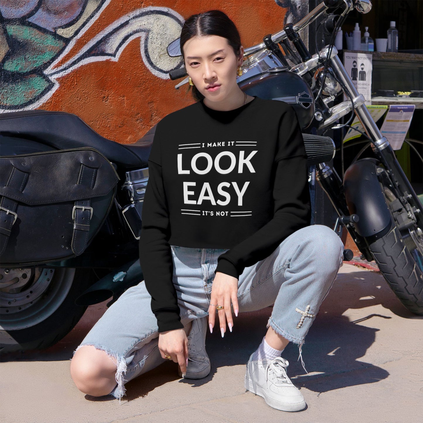 Women's Cropped Sweatshirt - 'I Make It Look Easy' | Cozy Casual Style, Everyday Wear