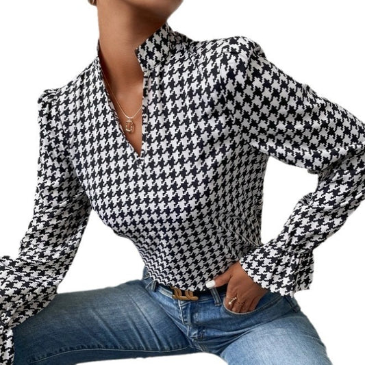 Women's Houndstooth V-Neck Long Sleeve Top