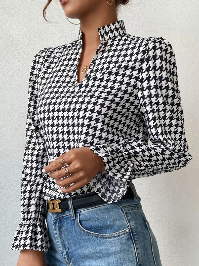 Women's Houndstooth V-Neck Long Sleeve Top