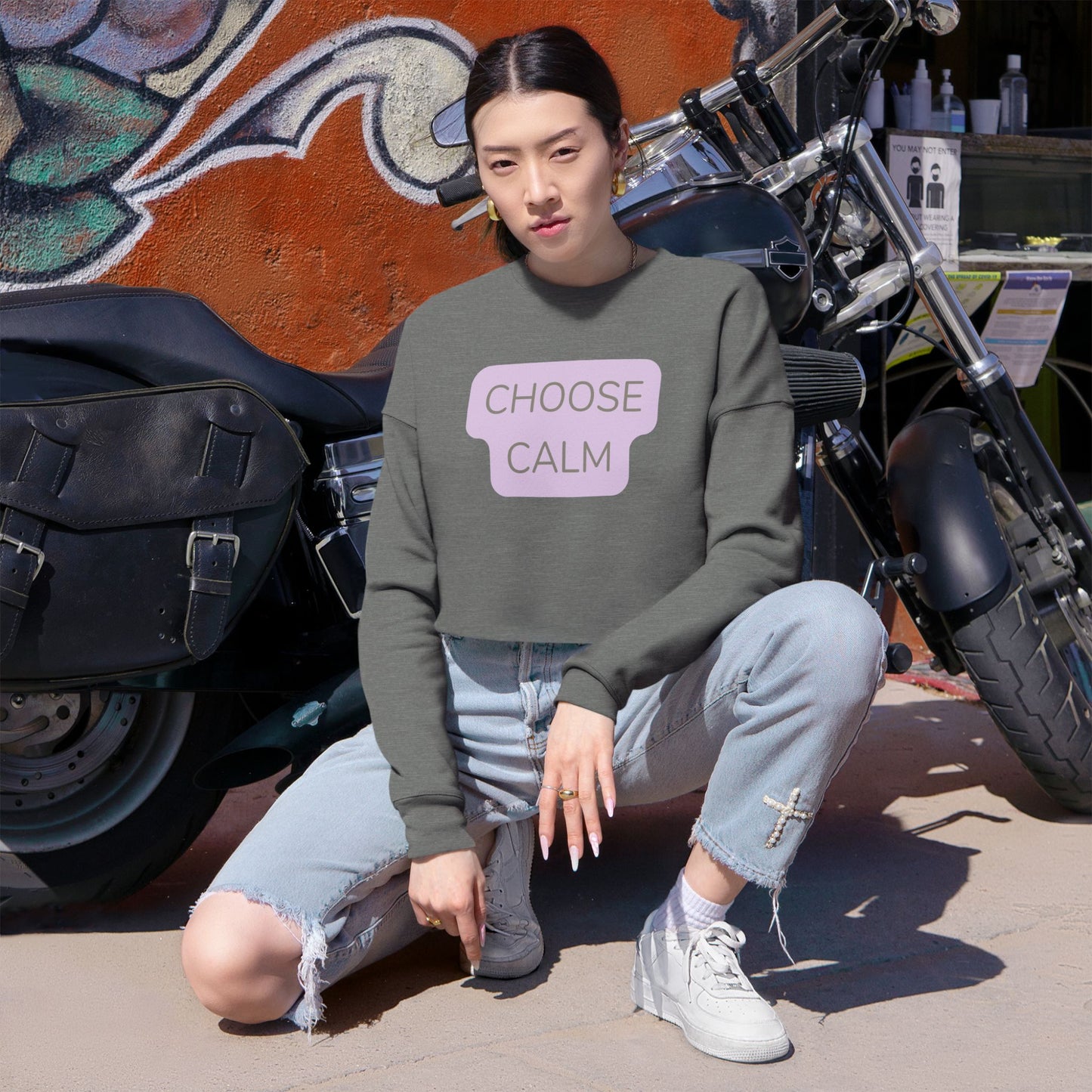 Cropped Sweatshirt — "Choose Calm" Relaxed Women's Crop Top