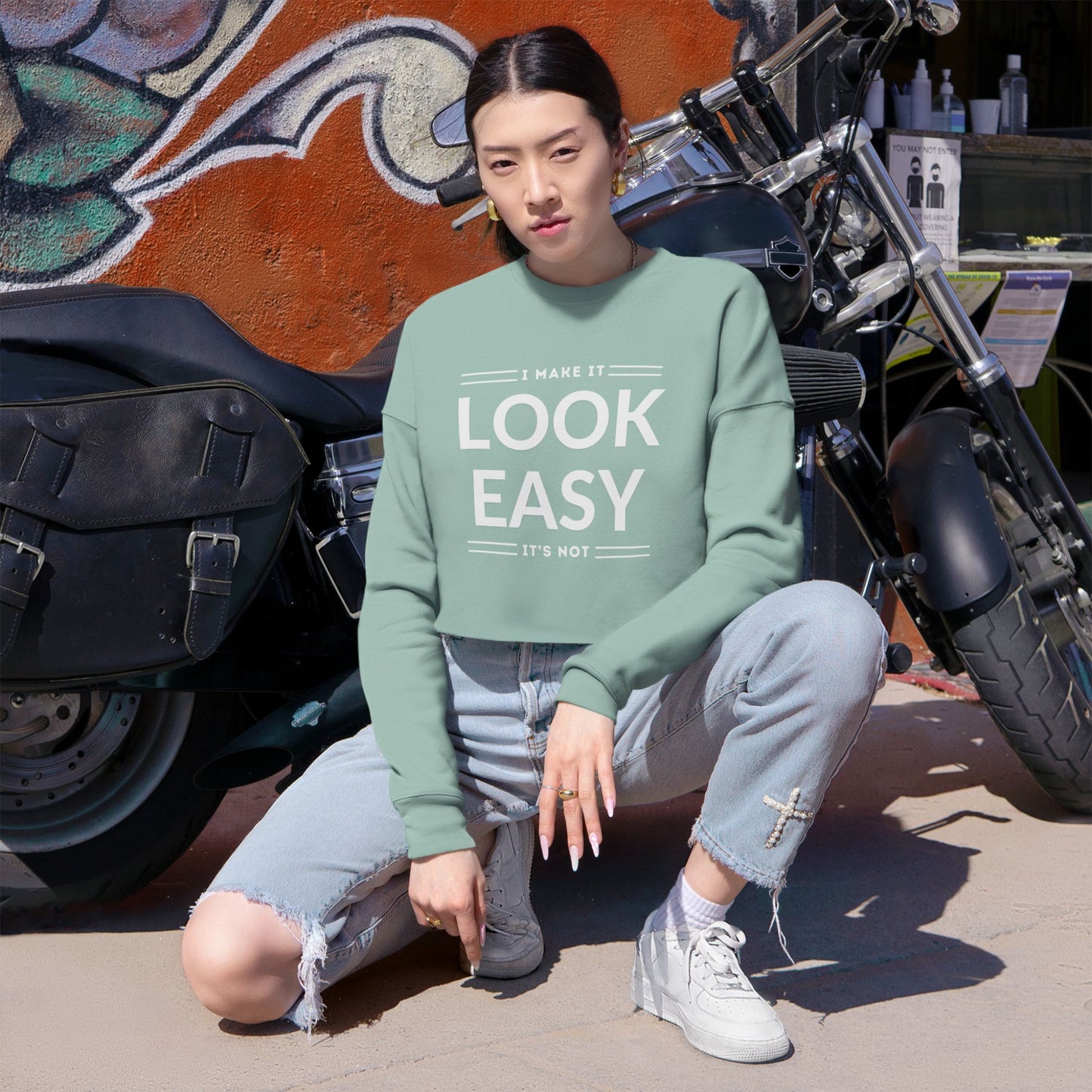 Women's Cropped Sweatshirt - 'I Make It Look Easy' | Cozy Casual Style, Everyday Wear