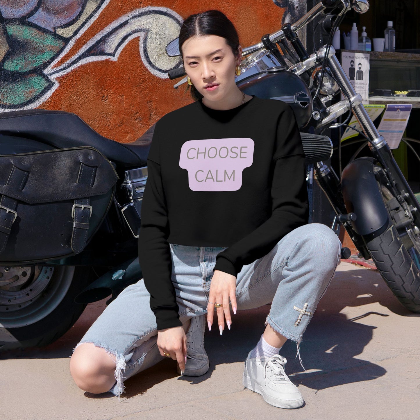 Cropped Sweatshirt — "Choose Calm" Relaxed Women's Crop Top