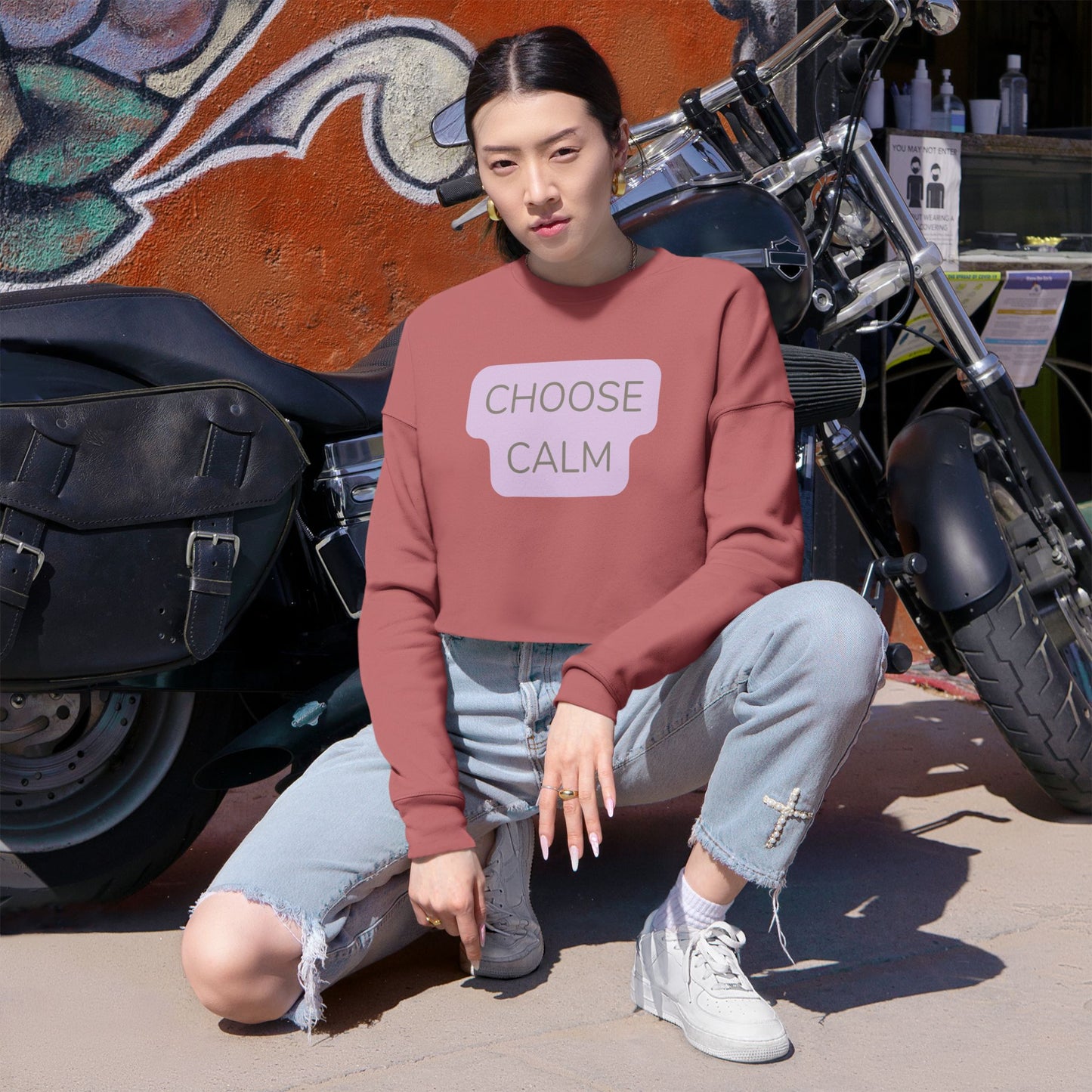Cropped Sweatshirt — "Choose Calm" Relaxed Women's Crop Top