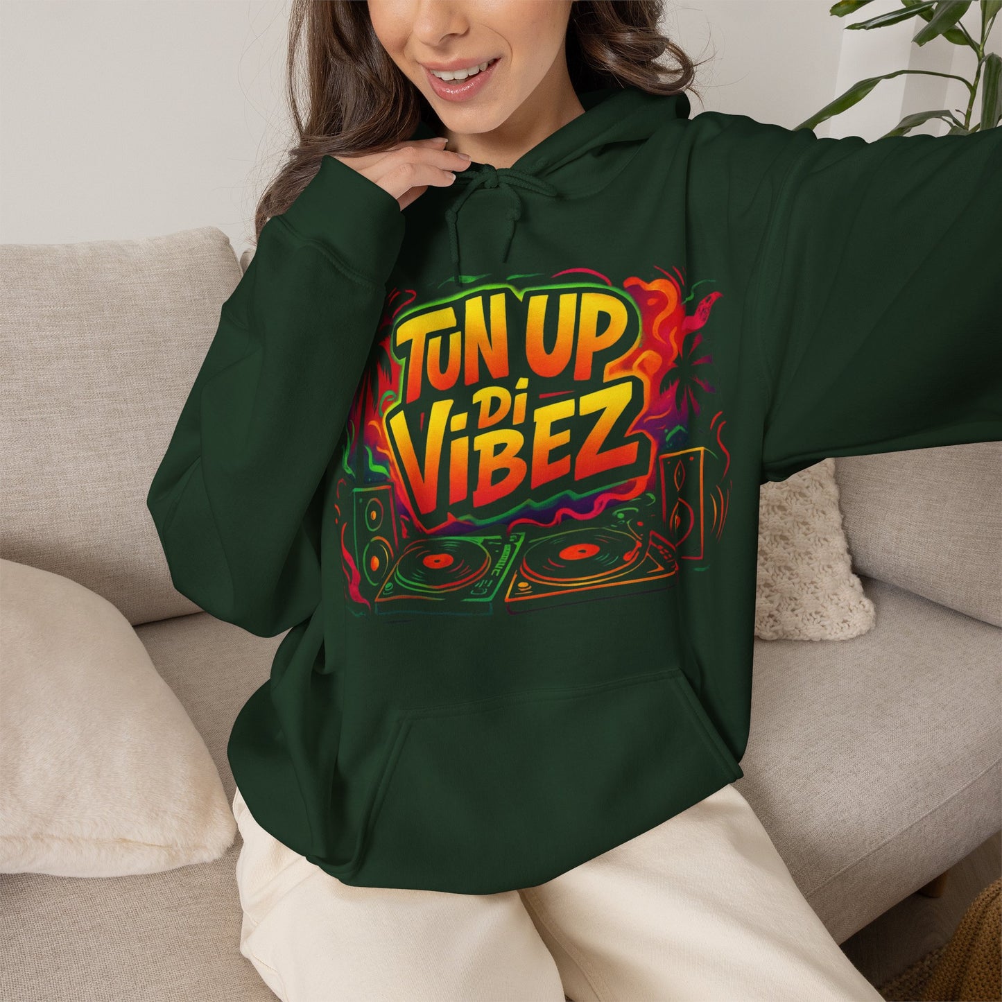 Sudadera con capucha "Tun Up Di Vibez"