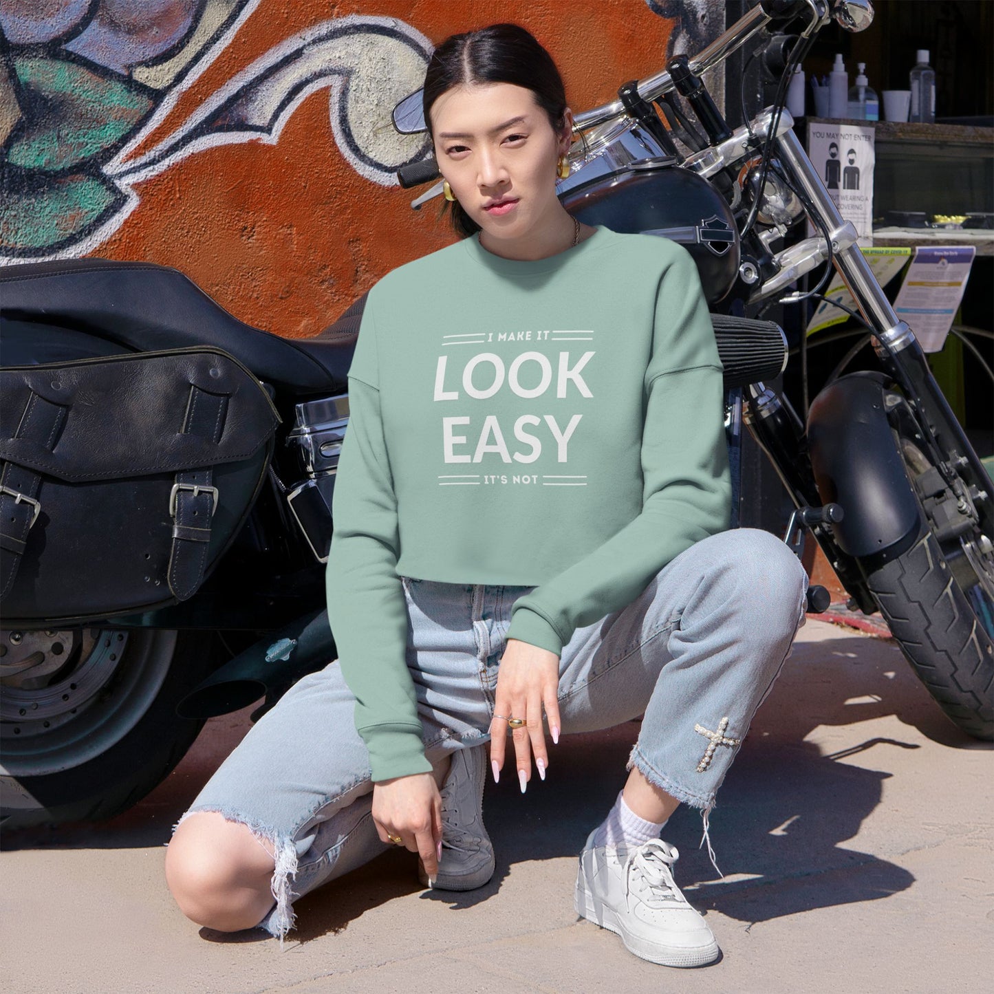 Women's Cropped Sweatshirt - 'I Make It Look Easy' | Cozy Casual Style, Everyday Wear