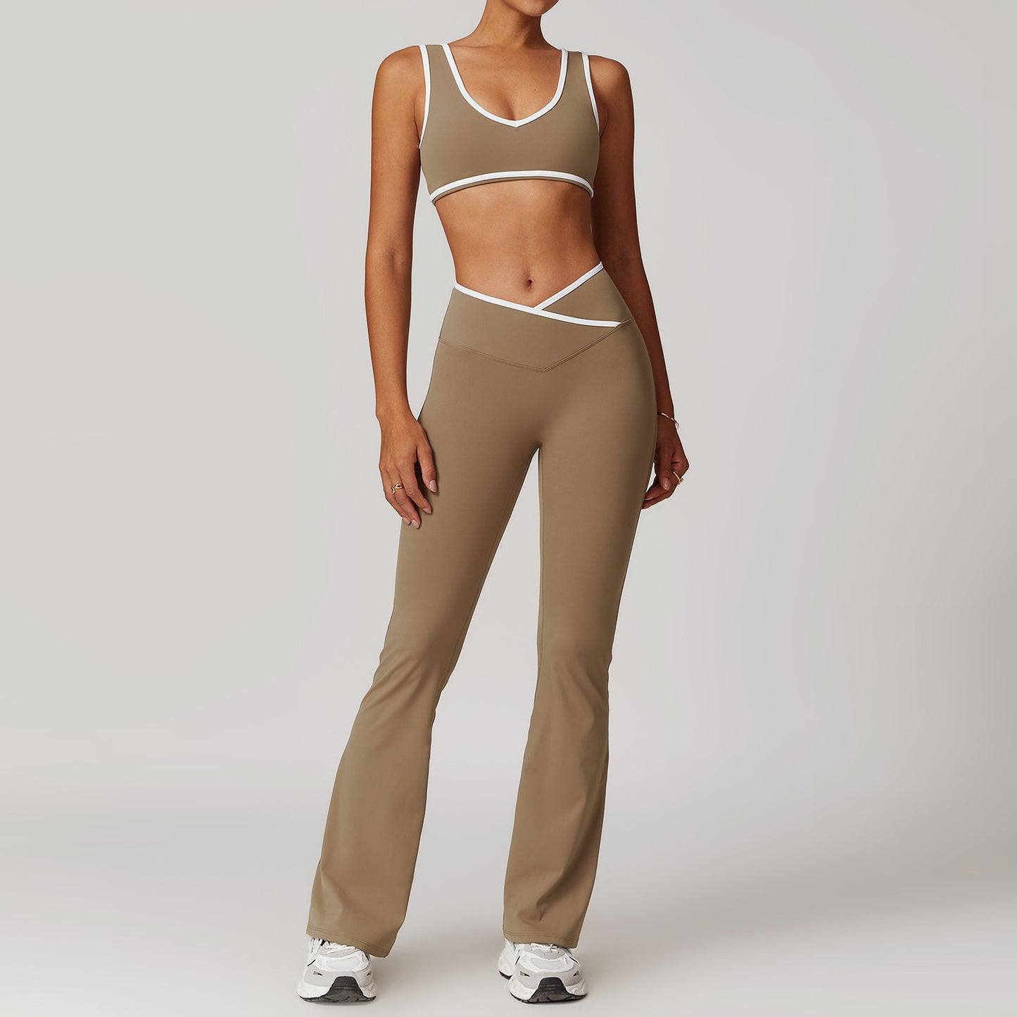 Women’s Cross High-Top Sports Suit – 2-Piece Yoga & Fitness Set
