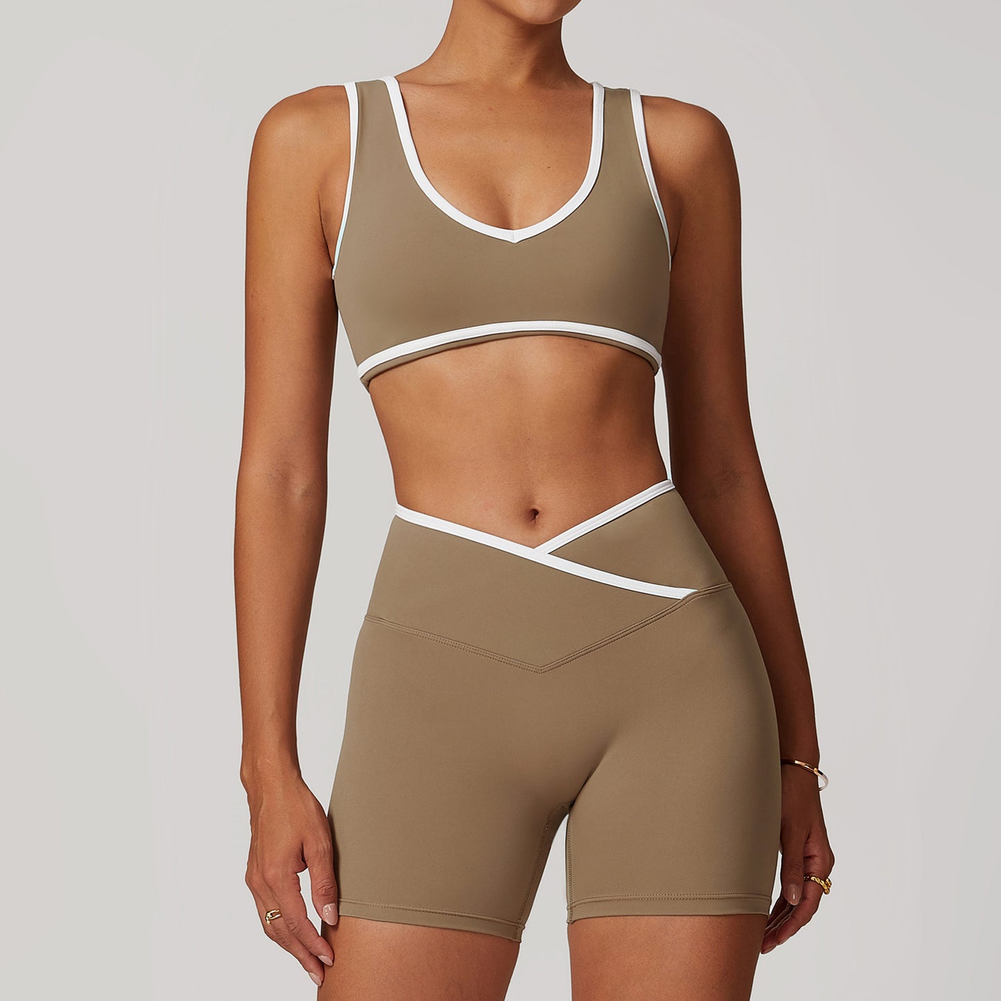 Women’s Cross High-Top Sports Suit – 2-Piece Yoga & Fitness Set